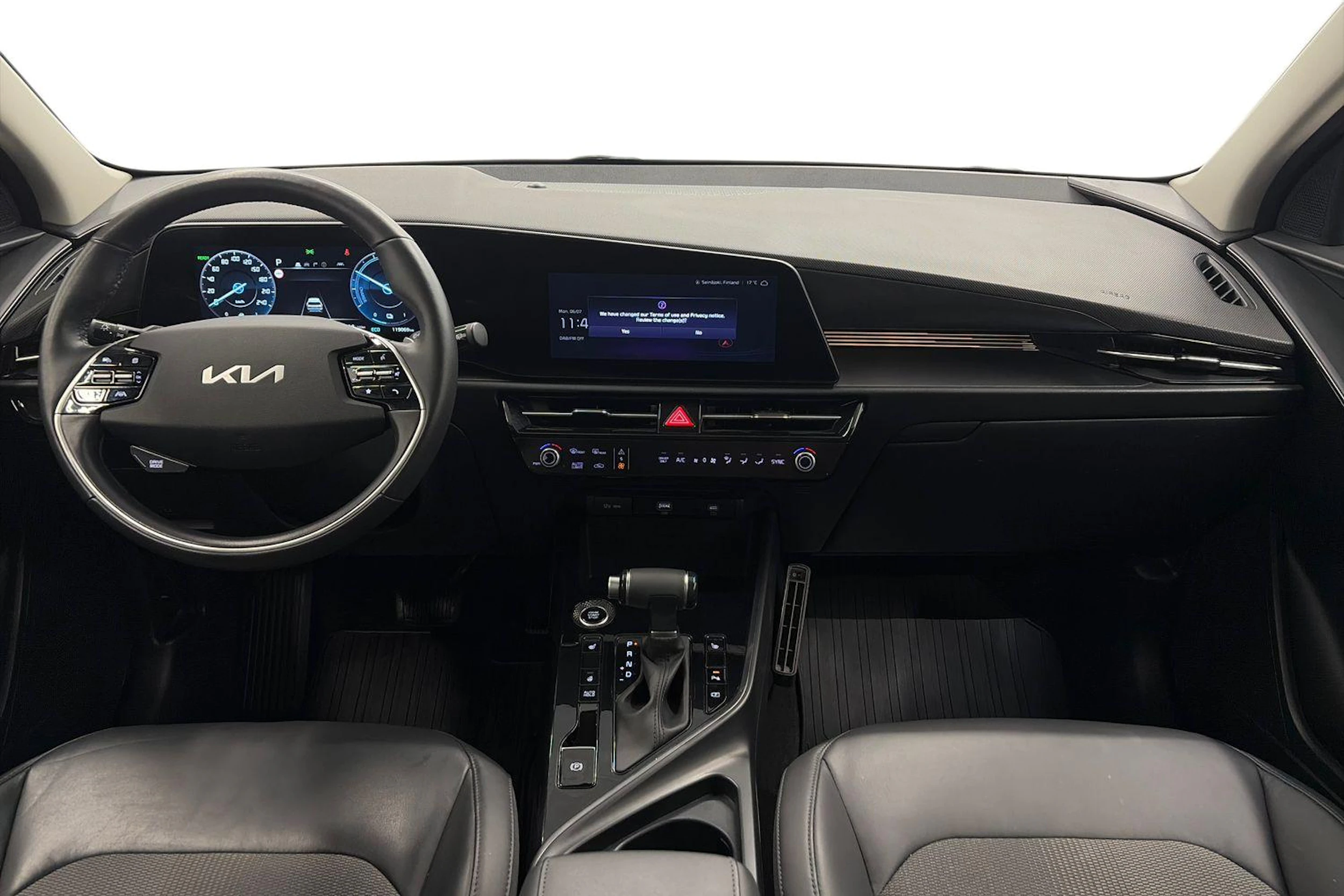 musta Kia Niro 2023 kuva 7.