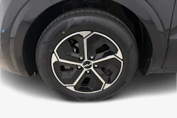 musta Kia Niro 2023 kuva 9.