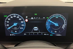 musta Kia Niro 2023 kuva 13.