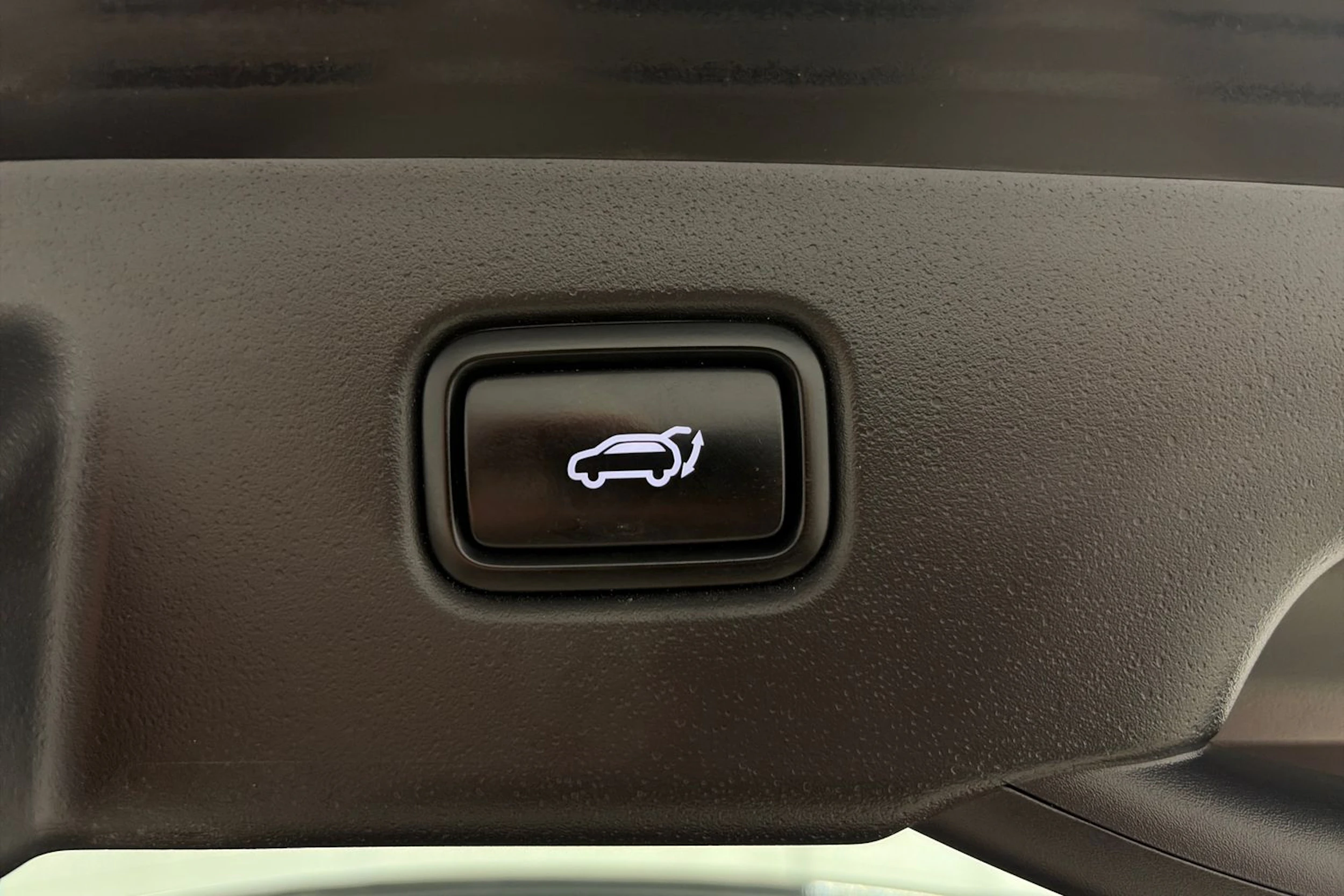 musta Kia Niro 2023 kuva 28.