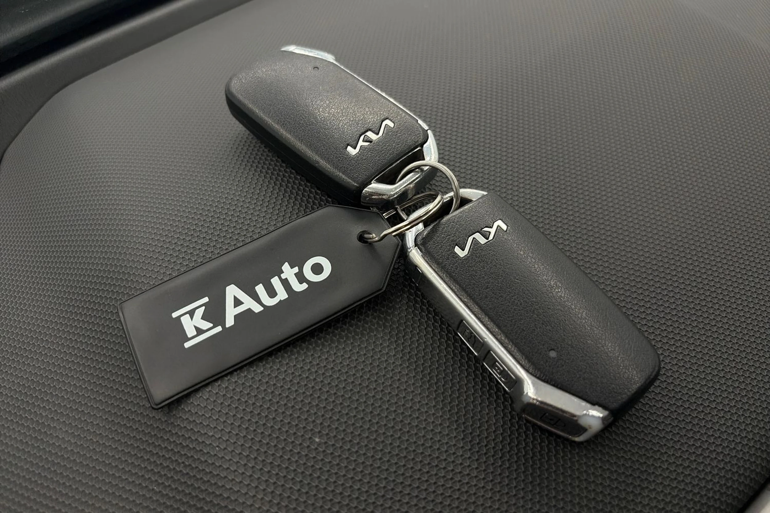 musta Kia Niro 2023 kuva 31.