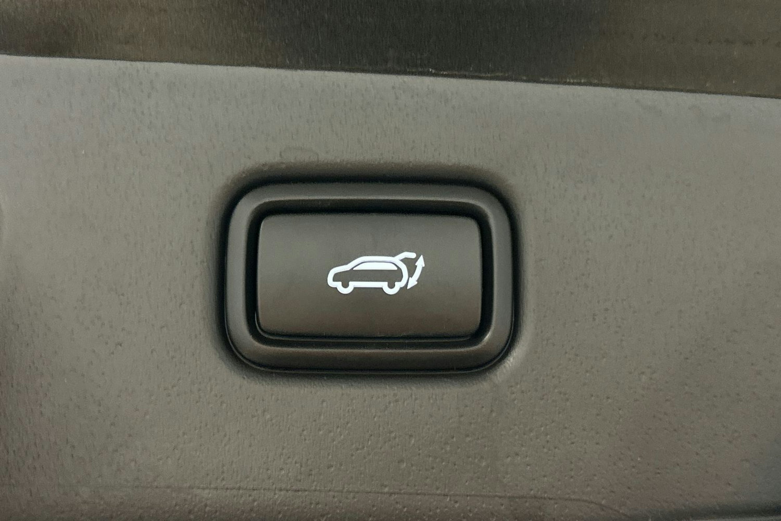 musta Kia Niro 2023 kuva 15.