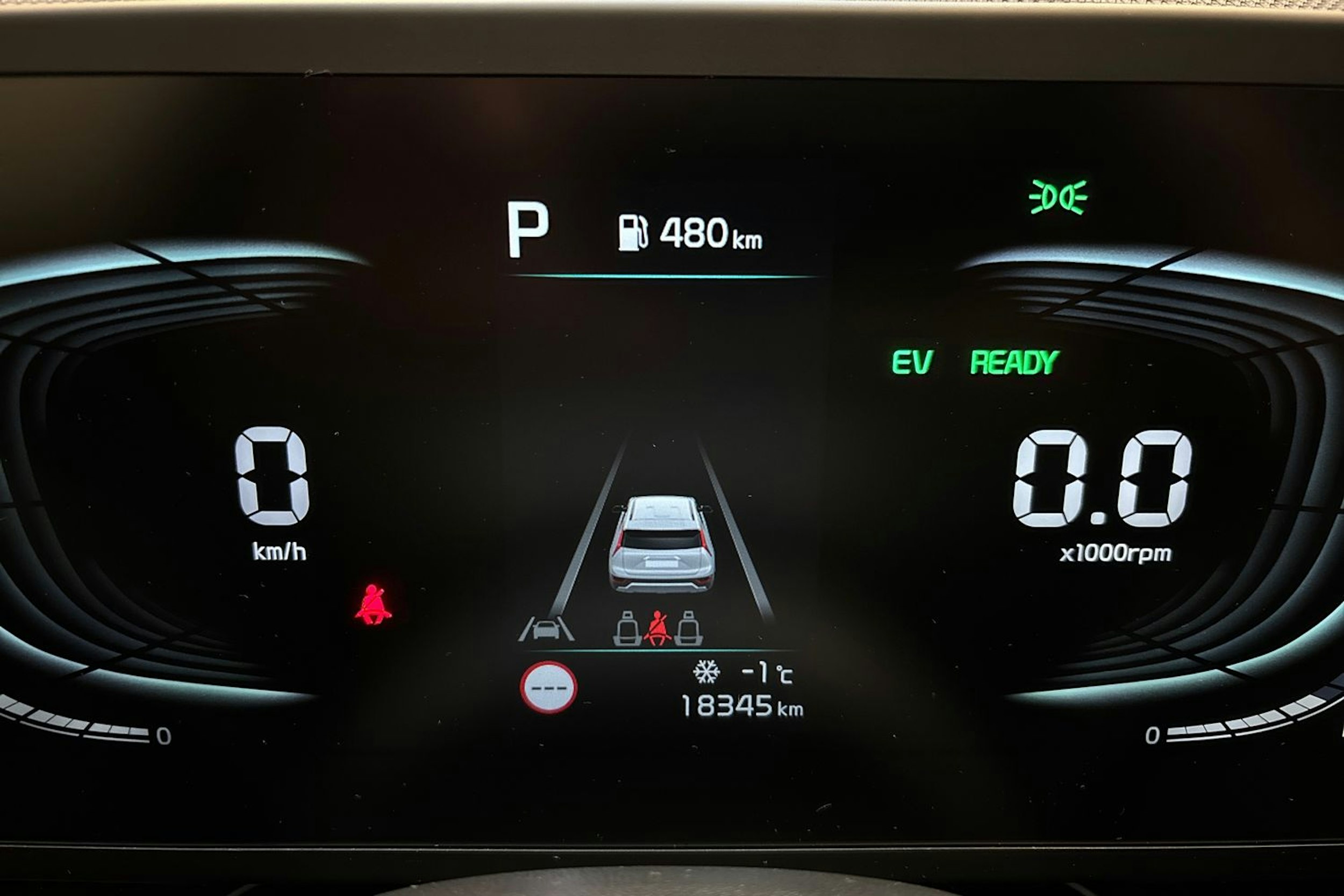 punainen Kia Niro 2023 kuva 15.