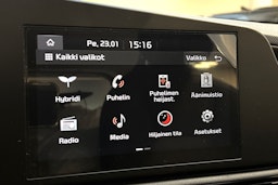 punainen Kia Niro 2023 kuva 17.