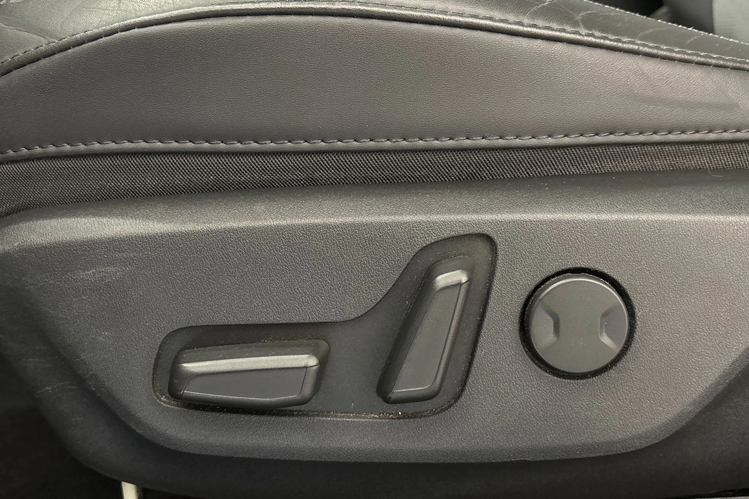 met. vihreä Kia Niro 2023 kuva 16.