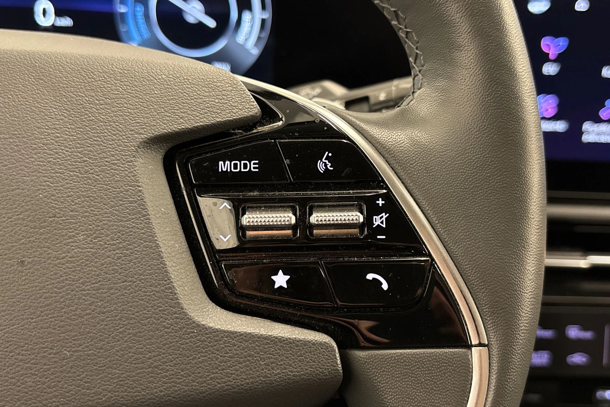 met. vihreä Kia Niro 2023 kuva 19.