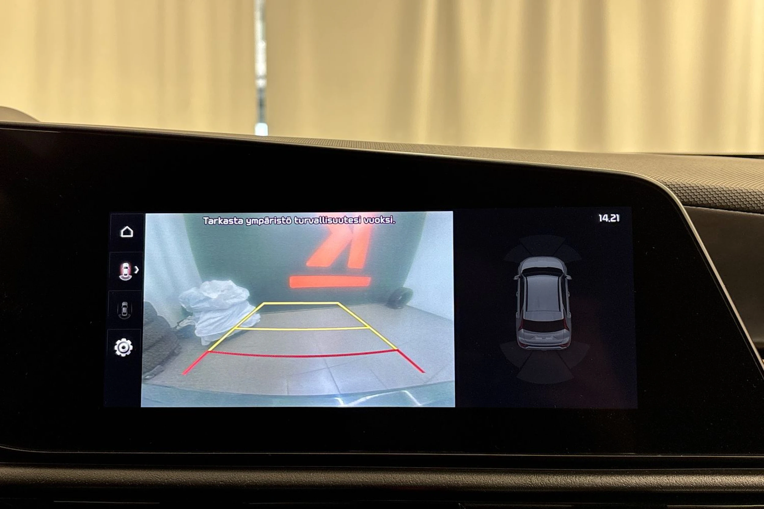 met. vihreä Kia Niro 2023 kuva 21.