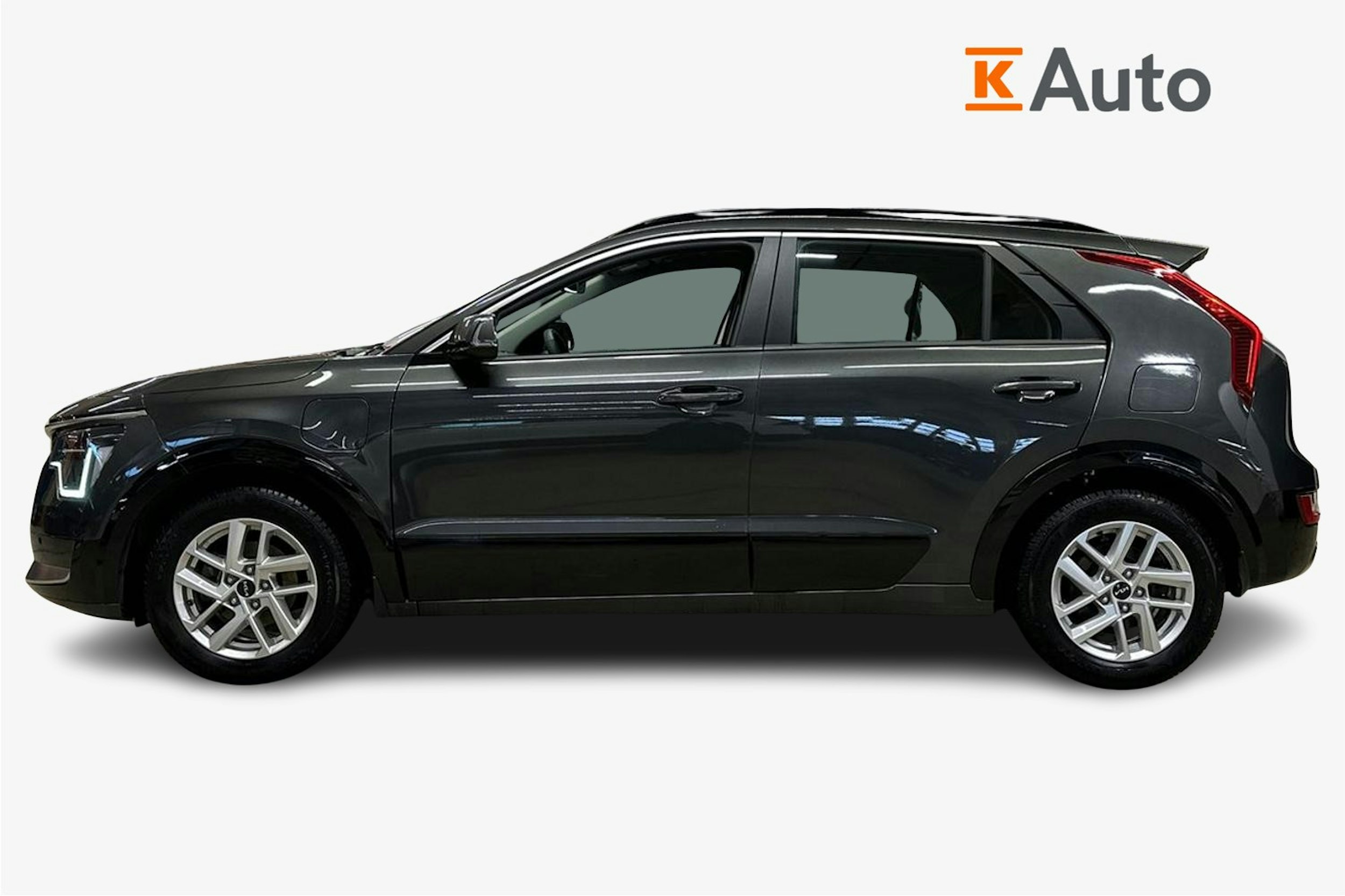 harmaa Kia Niro 2023 kuva 6.