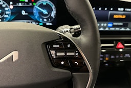 harmaa Kia Niro 2023 kuva 25.