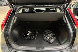 harmaa Kia Niro 2023 kuva 28.