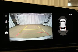 harmaa Kia Niro 2023 kuva 25.