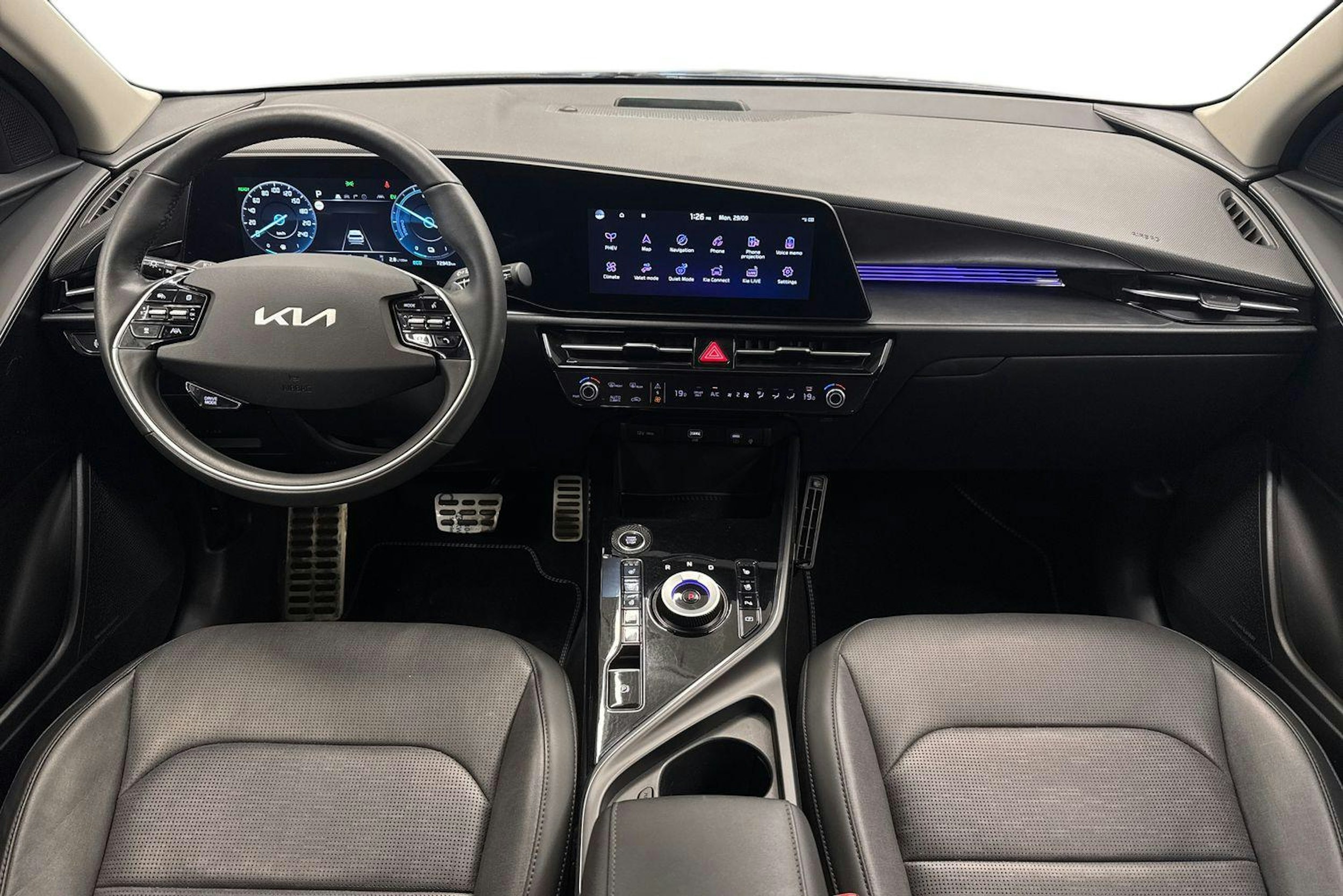 met. sininen Kia Niro 2024 kuva 7.