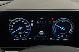 met. sininen Kia Niro 2024 kuva 15.