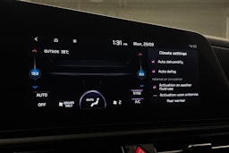 met. sininen Kia Niro 2024 kuva 27.