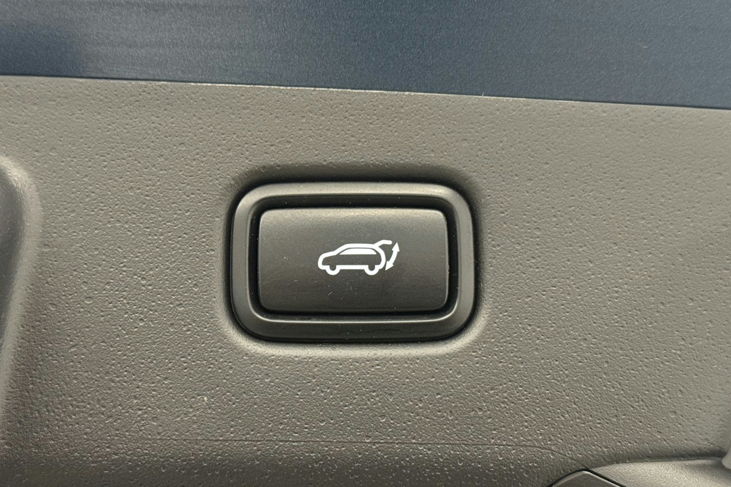 met. sininen Kia Niro 2024 kuva 34.