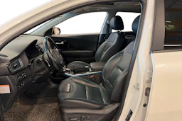 valkoinen Kia Niro Electric 2019 kuva 3.