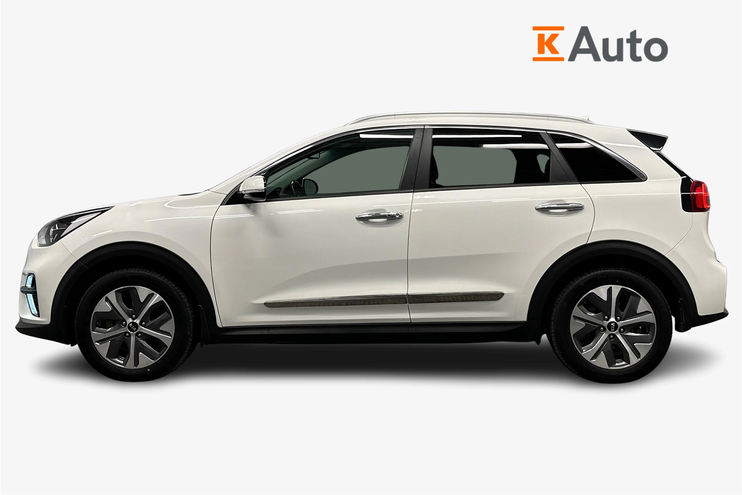valkoinen Kia Niro 2020 kuva 7.