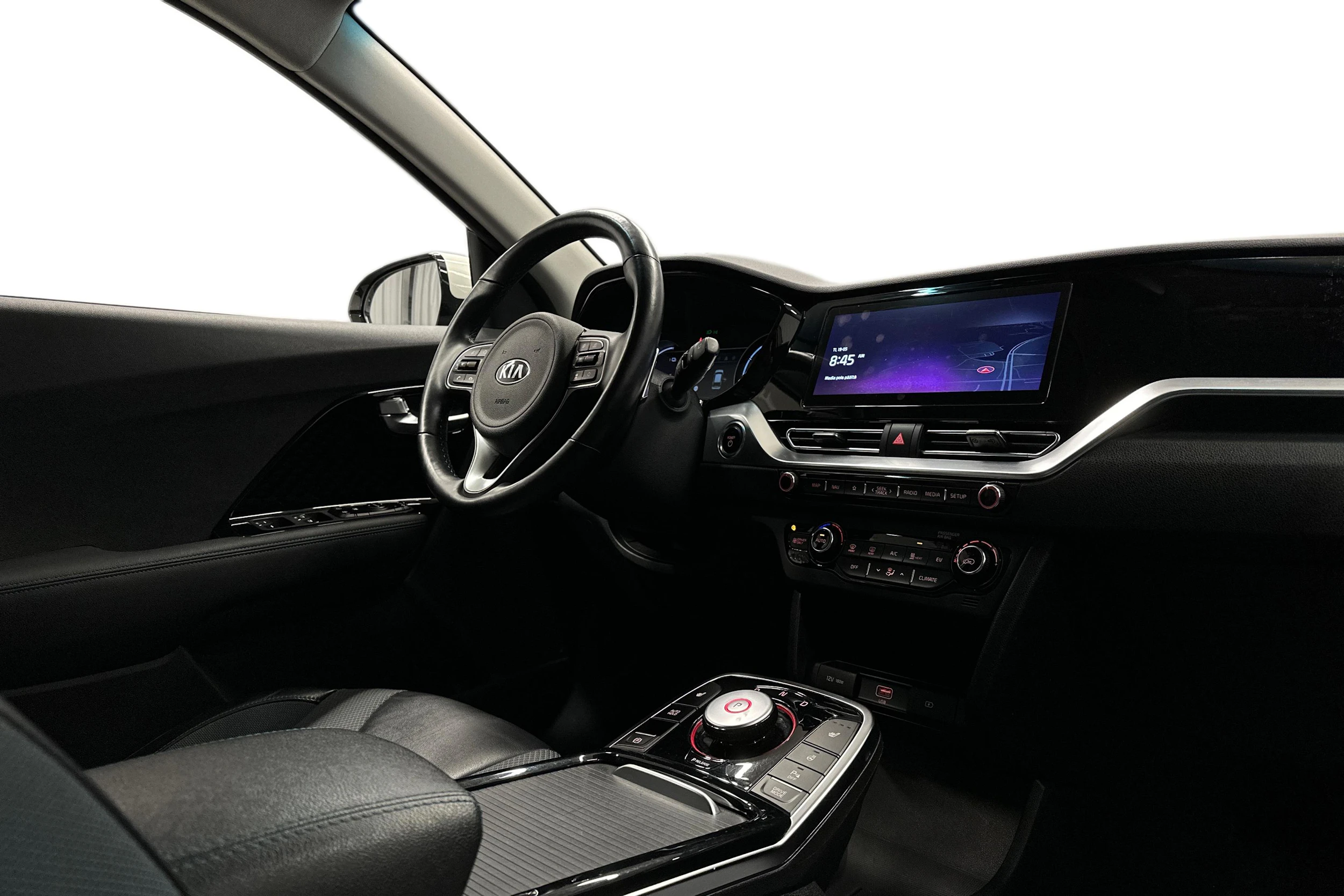 valkoinen Kia Niro 2020 kuva 9.
