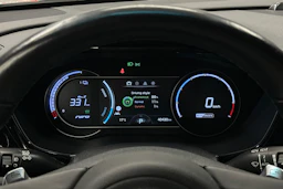valkoinen Kia Niro 2020 kuva 17.