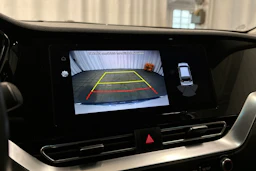 valkoinen Kia Niro 2020 kuva 19.