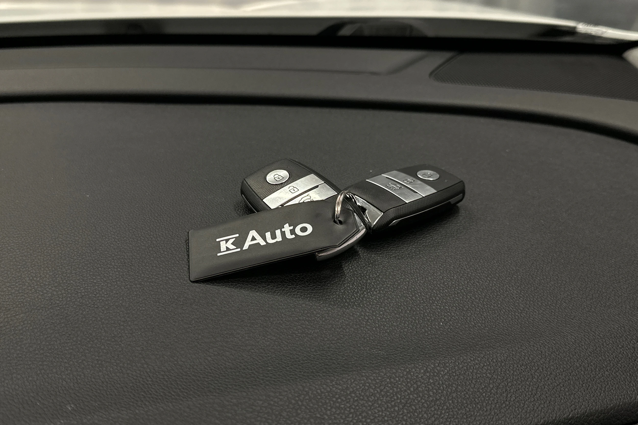 valkoinen Kia Niro 2020 kuva 25.