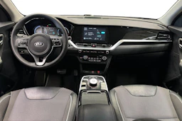 valkoinen Kia Niro Electric 2020 kuva 9.