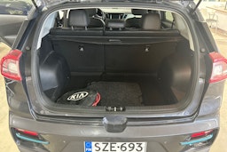 harmaa Kia Niro Electric 2020 kuva 14.