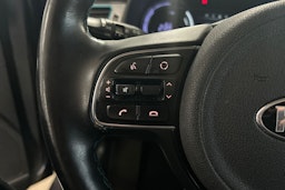 harmaa Kia Niro Electric 2020 kuva 17.