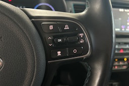 harmaa Kia Niro Electric 2020 kuva 18.