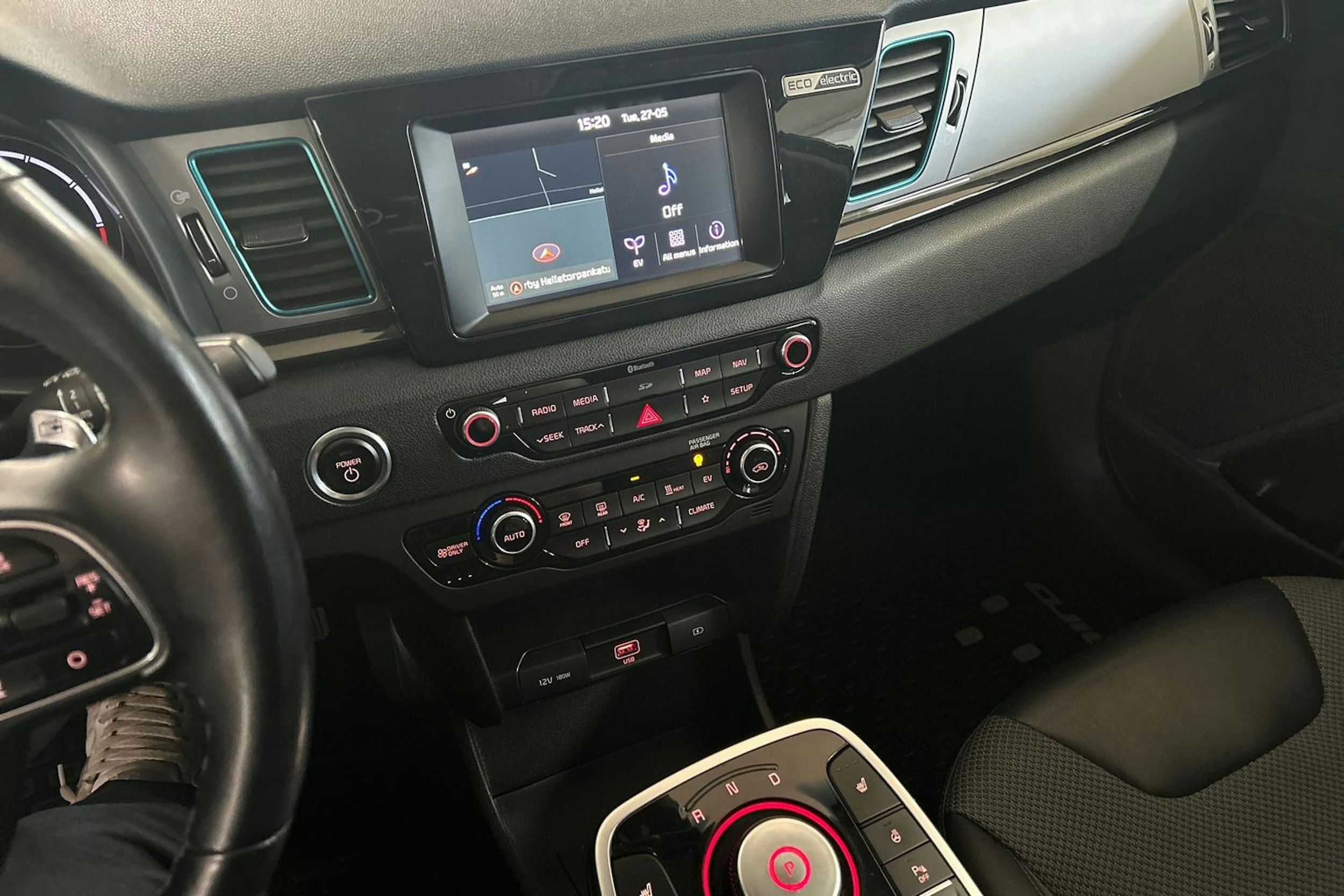 harmaa Kia Niro Electric 2020 kuva 20.