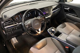 musta Kia Niro Electric 2020 kuva 3.