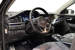 musta Kia Niro Electric 2021 kuva 7.