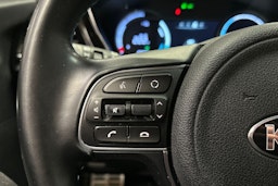 musta Kia Niro Electric 2021 kuva 25.