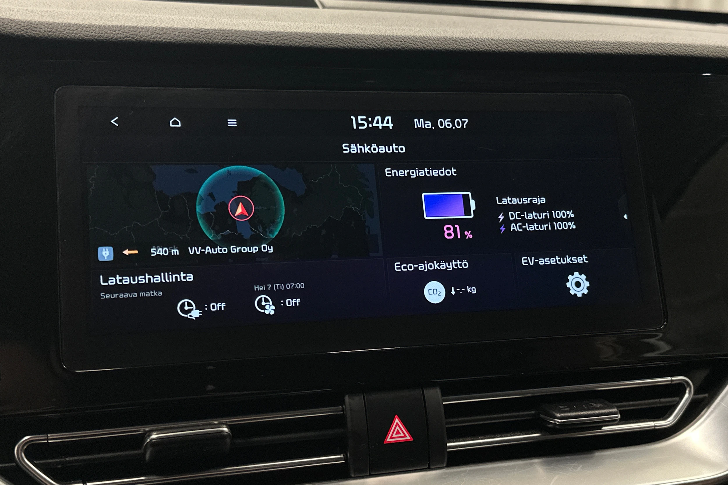 valkoinen Kia Niro Electric 2022 kuva 19.