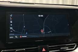 valkoinen Kia Niro Electric 2022 kuva 20.