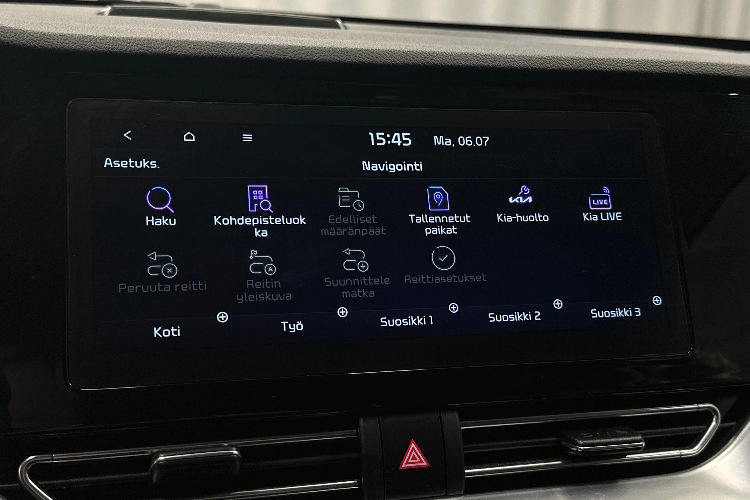 valkoinen Kia Niro Electric 2022 kuva 21.