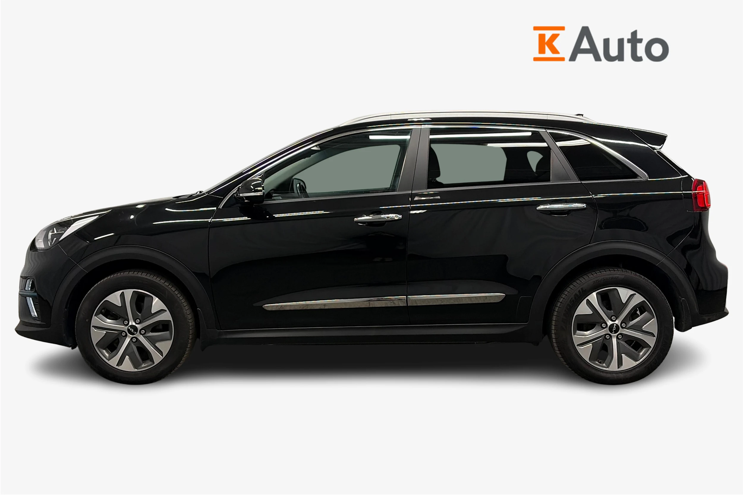 musta Kia Niro Electric 2022 kuva 5.