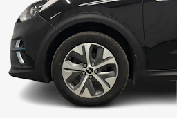 musta Kia Niro Electric 2022 kuva 9.