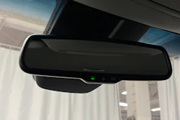 musta Kia Niro Electric 2022 kuva 27.
