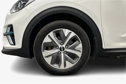 valkoinen Kia Niro Electric 2022 kuva 9.