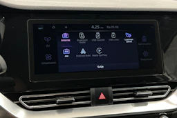 valkoinen Kia Niro Electric 2022 kuva 19.