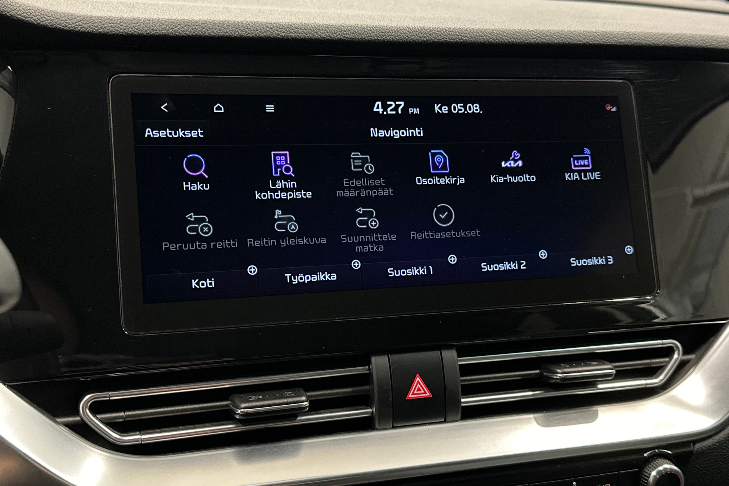 valkoinen Kia Niro Electric 2022 kuva 24.