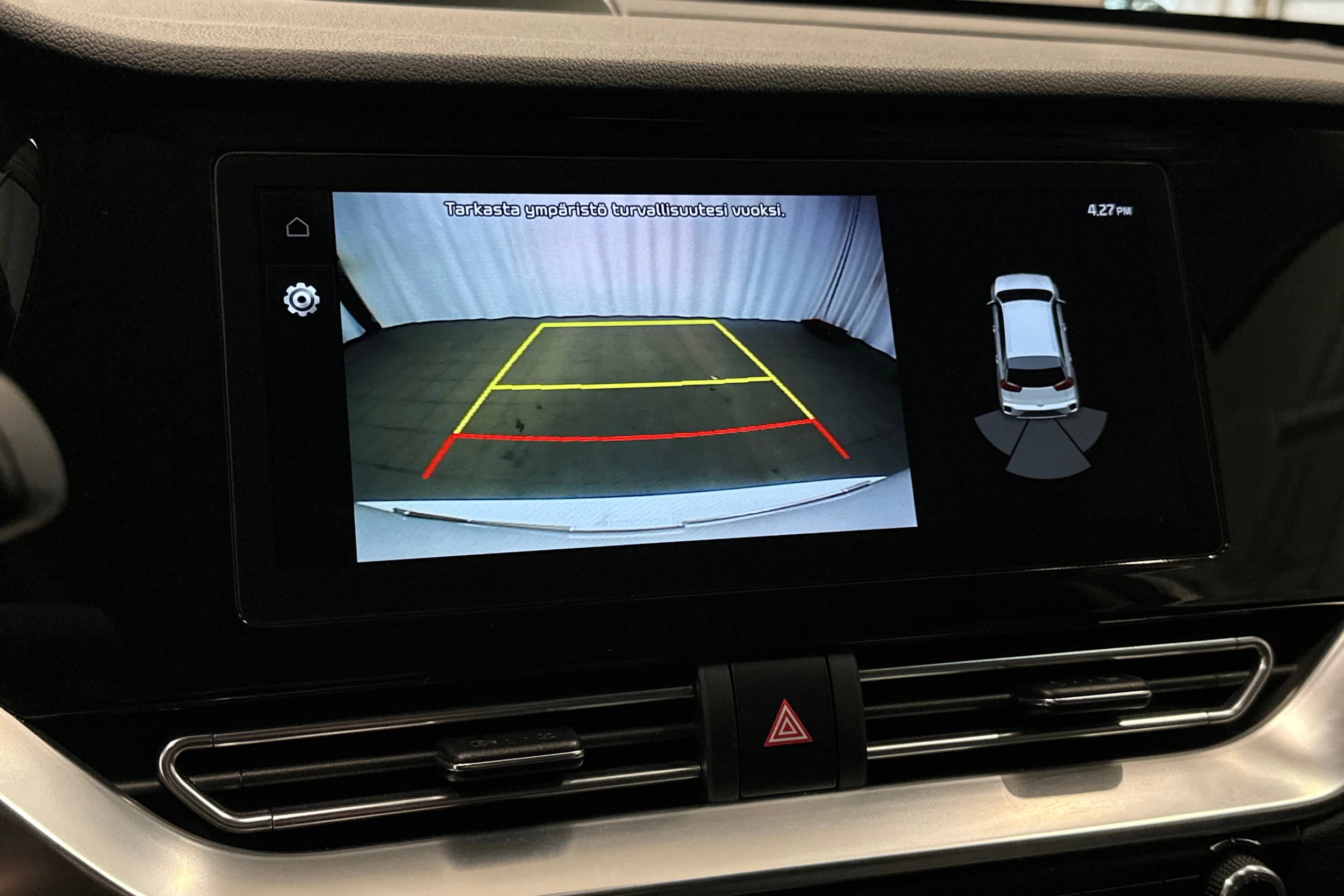 valkoinen Kia Niro Electric 2022 kuva 25.