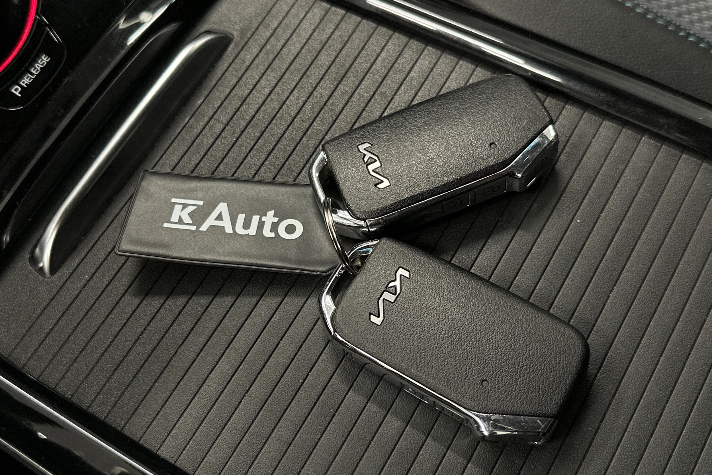 valkoinen Kia Niro Electric 2022 kuva 31.