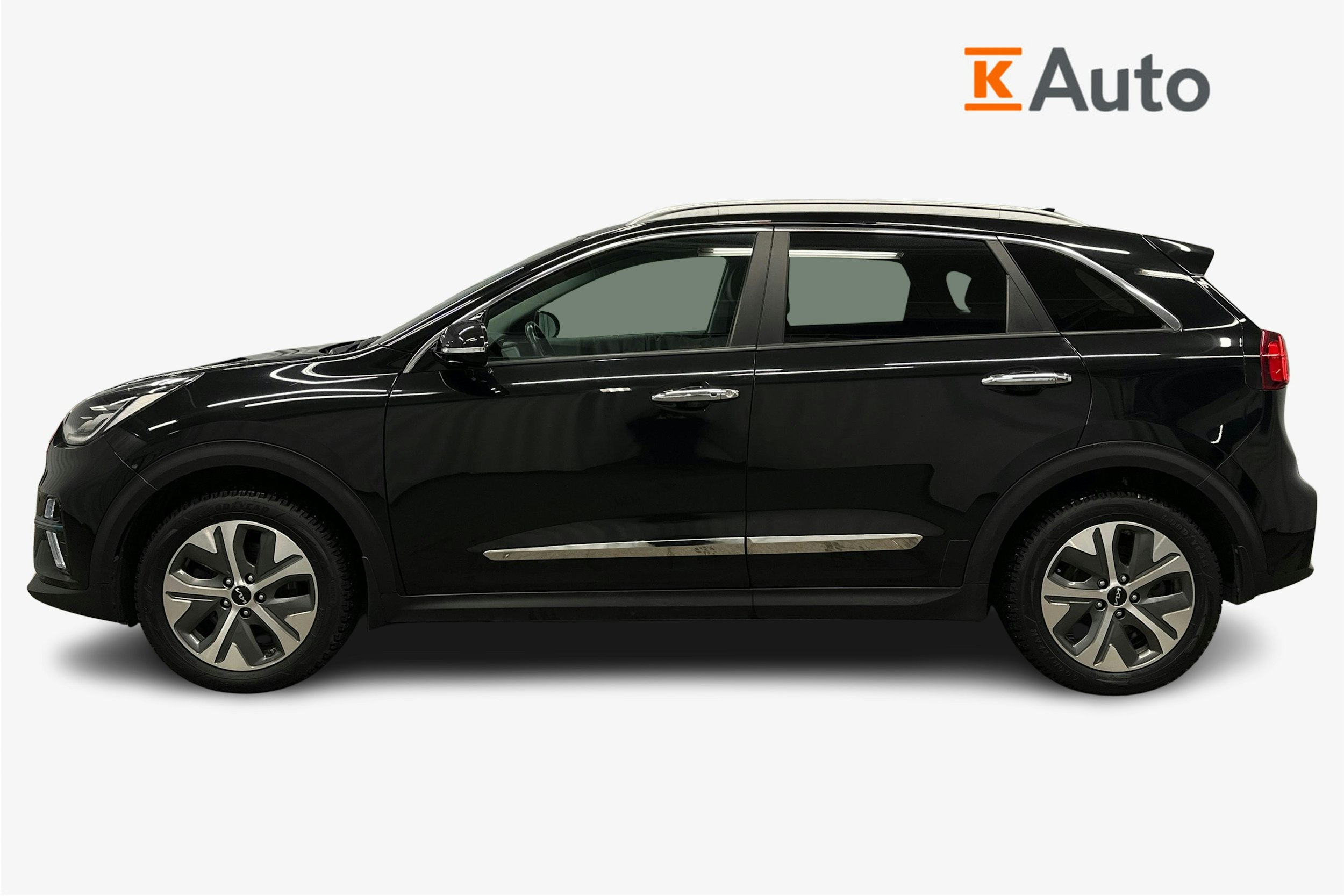 musta Kia Niro Electric 2022 kuva 6.