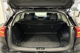 musta Kia Niro Electric 2022 kuva 14.