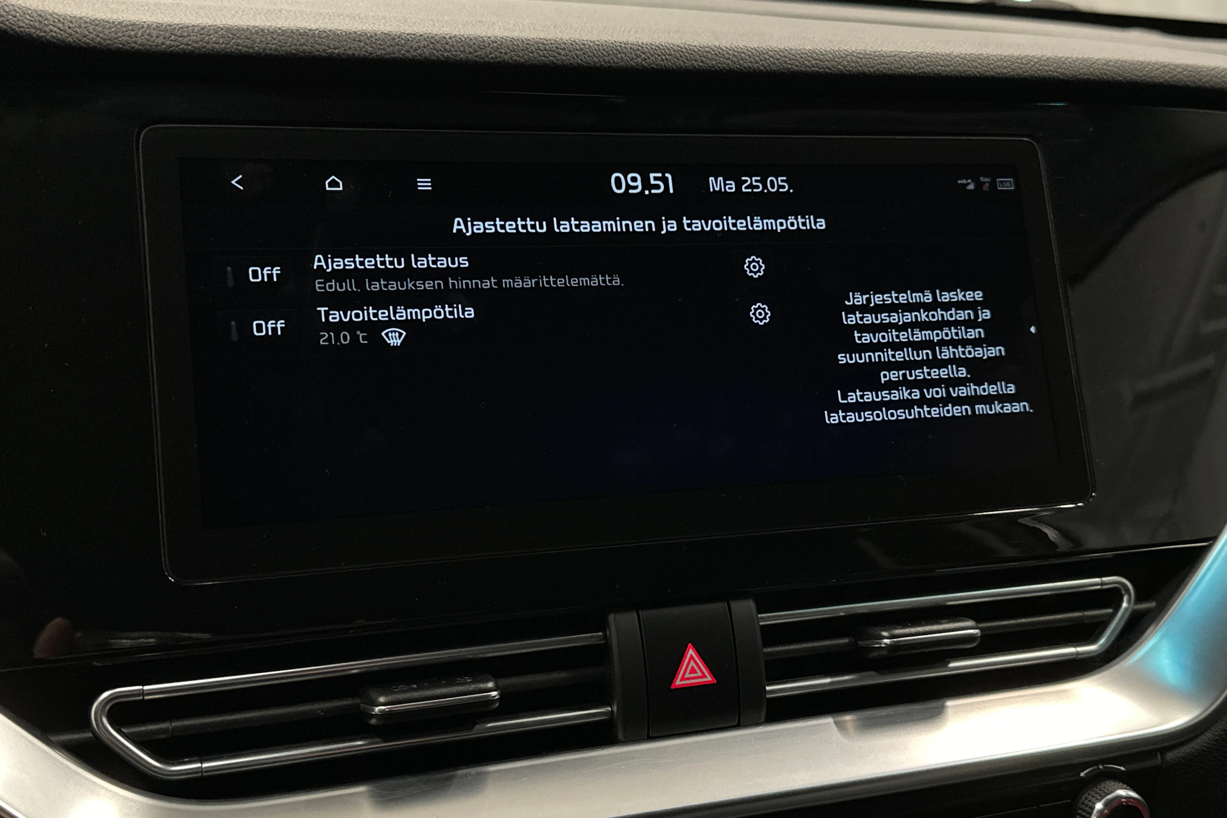 sininen Kia Niro Electric 2022 kuva 26.