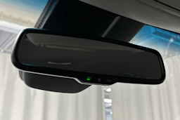 sininen Kia Niro Electric 2022 kuva 32.