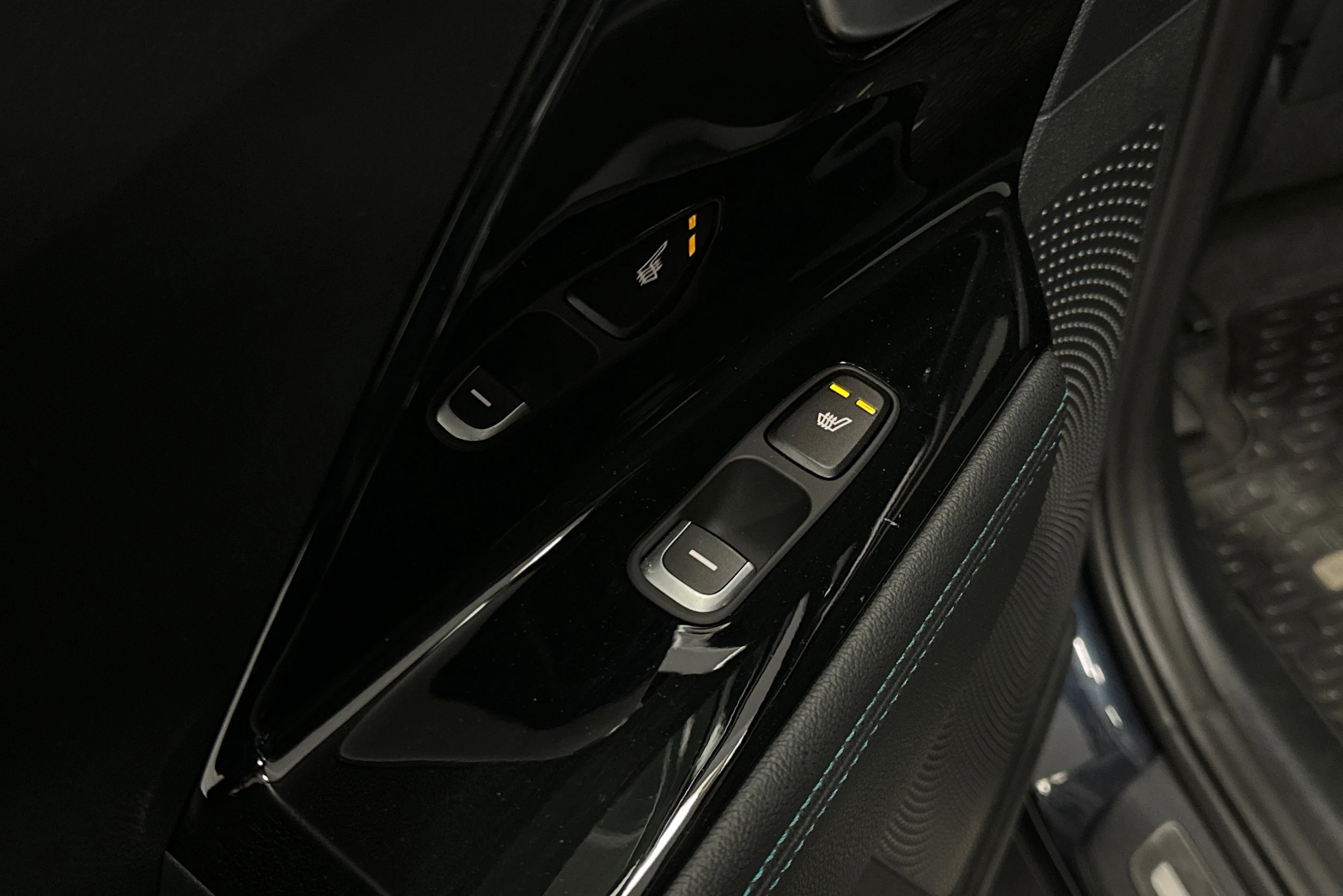 sininen Kia Niro Electric 2022 kuva 34.