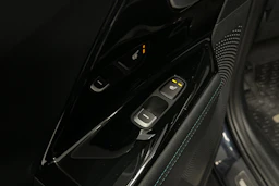 sininen Kia Niro Electric 2022 kuva 34.